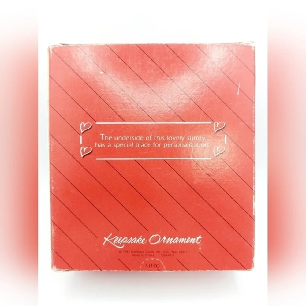 Vintage 1987 HALLMARK KEEPSAKE ORNAMENT‎